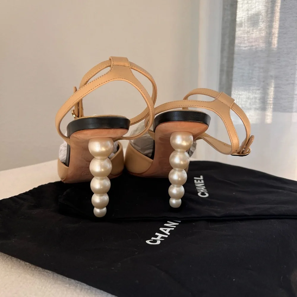 CHANEL Beige Heels with Pearl Accent - Picture 5 of 8